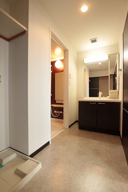 洗面設備　同物件別号室の写真です。