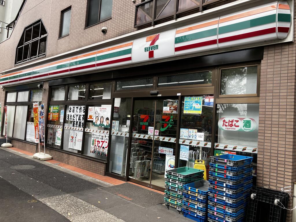 コンビニ　セブンイレブン世田谷野沢2丁目店（コンビニ）まで381m