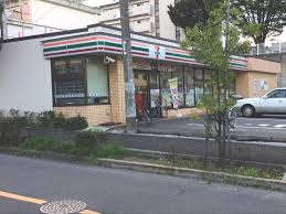 コンビニ　セブンイレブン 多摩豊ヶ丘4丁目店（コンビニ）まで1346m