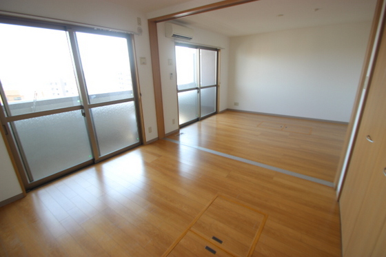 居室・リビング　※別号屋の写真です