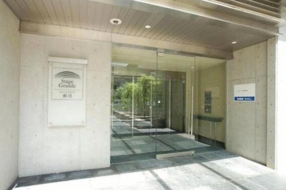 エントランス　★見学予約受付中★