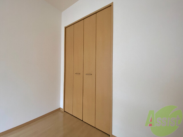 収納　収納がついているので、荷物の多い方にも嬉しいですね。