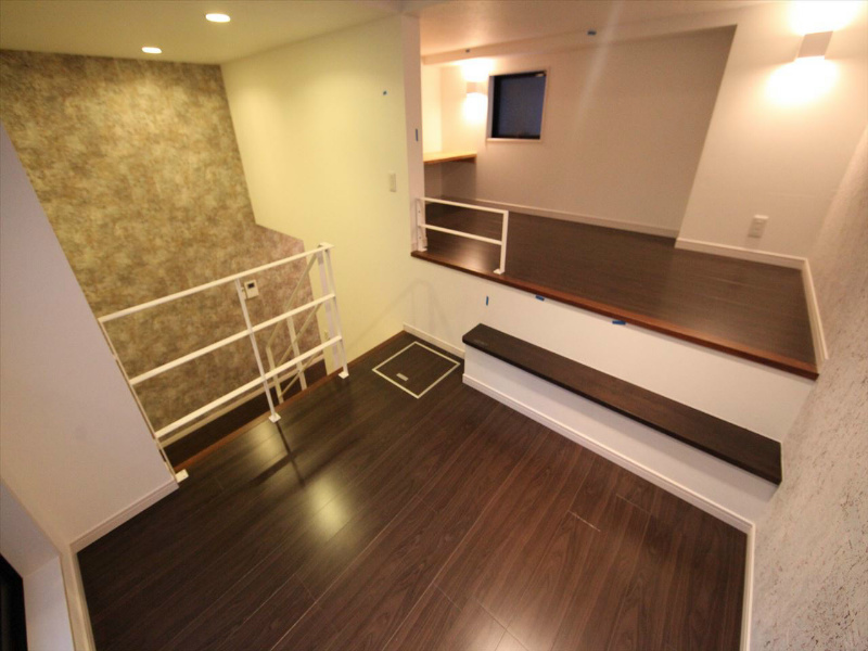 バルコニー　洋室3.4帖　ロフト3.2帖　アンダーロフト3.4帖