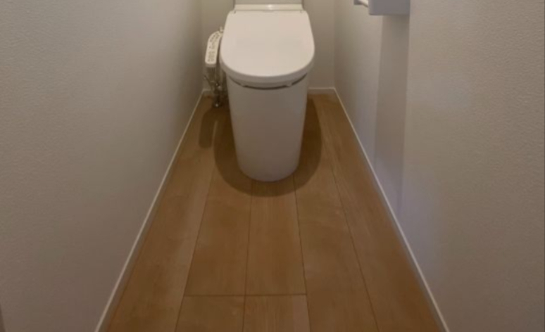 トイレ　※別部屋の参考写真です。