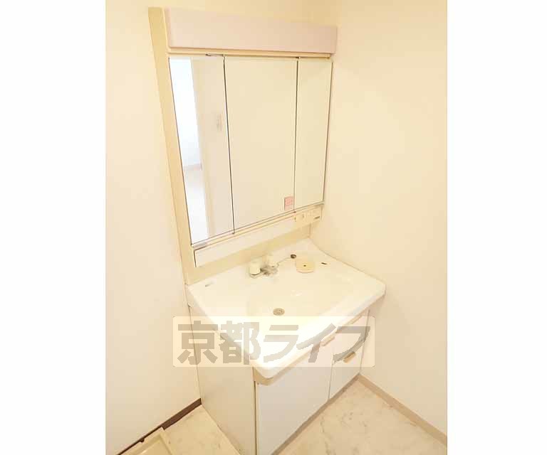 洗面設備　独立洗面台