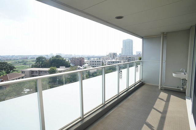 バルコニー　※前回募集時の写真です。