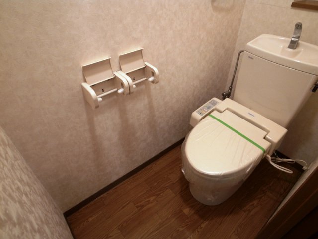 トイレ　ウォシュレット付！