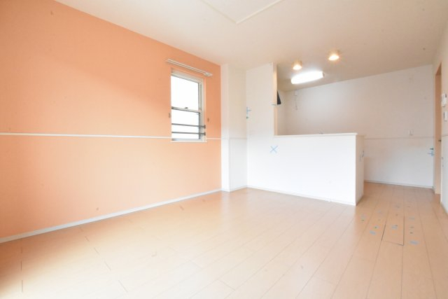 居室・リビング　別号室の画像です。ご参考下さい