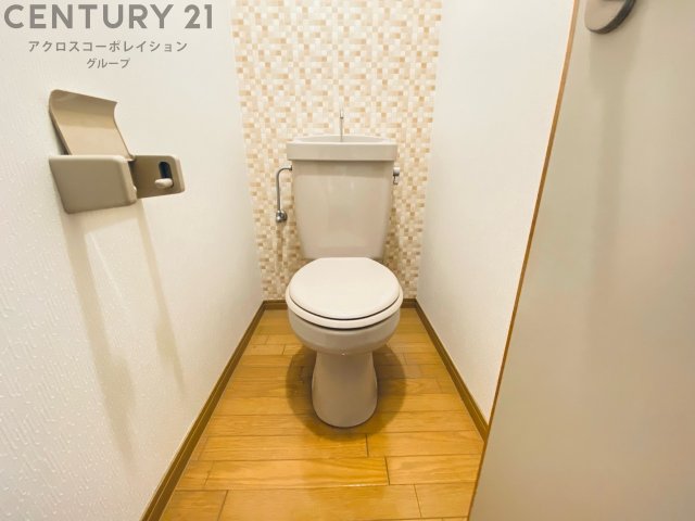 トイレ　コンパクトで使いやすいトイレです♪