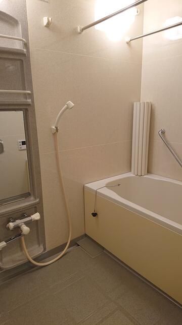 バス・シャワールーム　日々の暮らしに欠かせないお風呂です