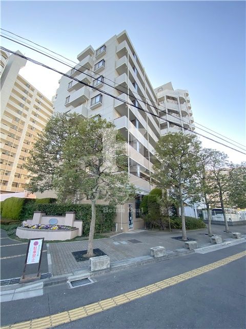 建物外観　落ち着いた雰囲気の外観です