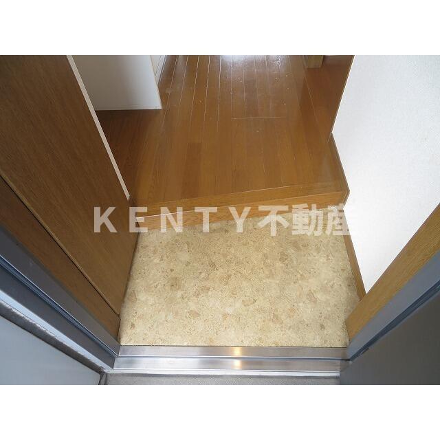 玄関　シンプルで使いやすい玄関です