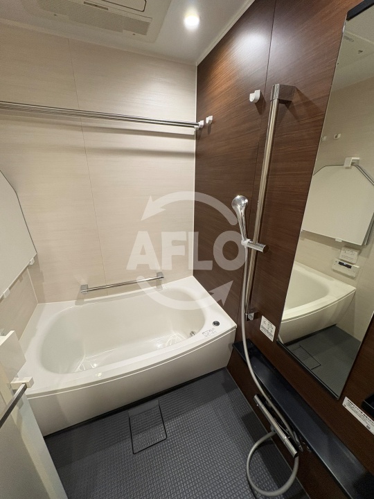 バス・シャワールーム　プラウドタワー北浜　浴室