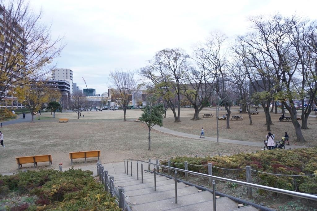 公園　西初石近隣公園（公園）まで570m