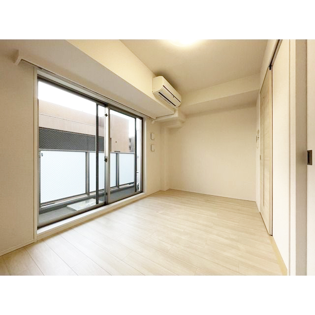 居室・リビング　★広々居室スペース★