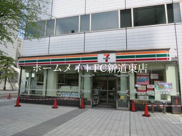コンビニ　セブンイレブン札幌北5条西6店（コンビニ）まで452m