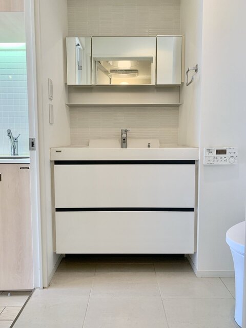 洗面設備　※こちらのお写真は他部屋になり参考写真です※