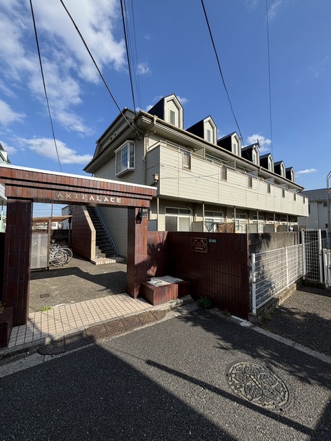 建物外観　有楽町線「平和台駅」より徒歩７分の物件です！