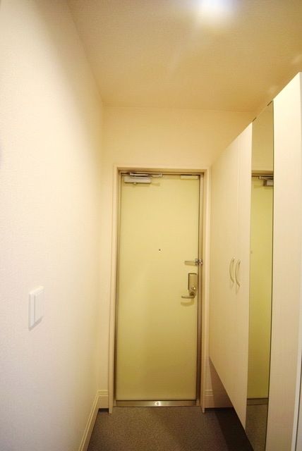 玄関　同施工会社イメージ