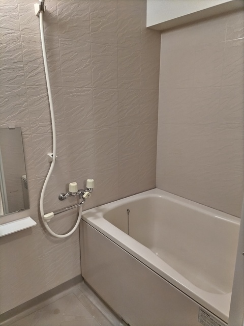 バス・シャワールーム　バスルーム※同タイプ参考写真