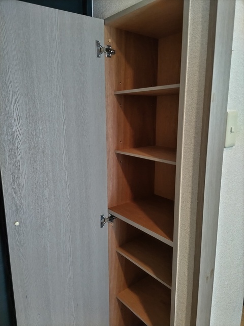 玄関　シューズボックス※同タイプ参考写真