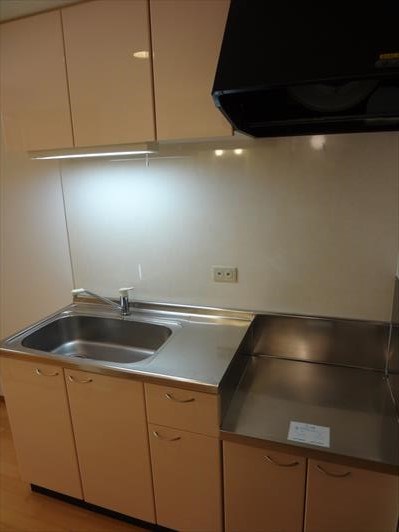 キッチン　ガスコンロは持ち込み式です。