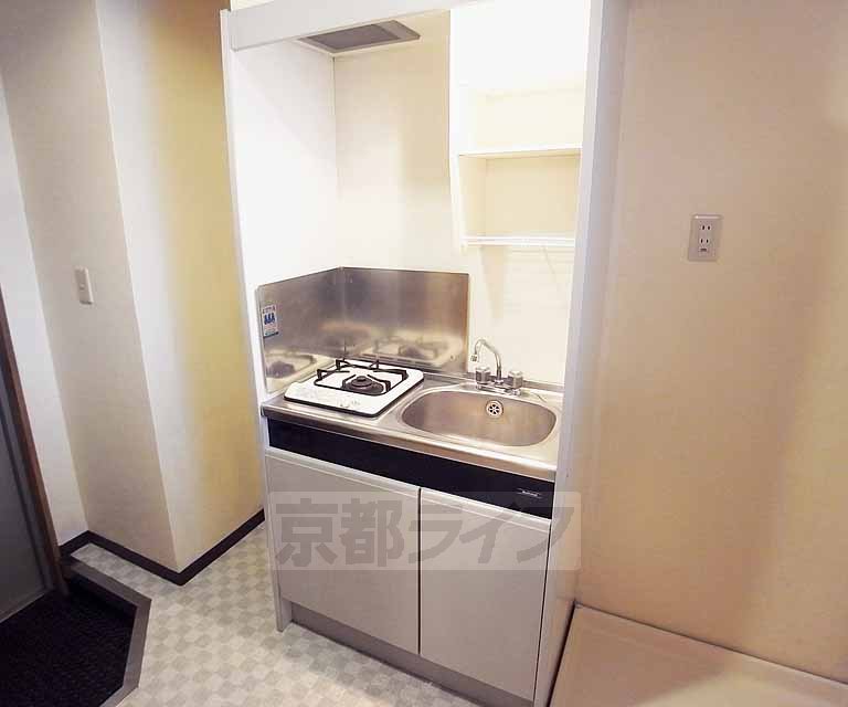 キッチン　１口コンロつきです。
