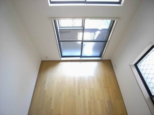 居室・リビング　別号室