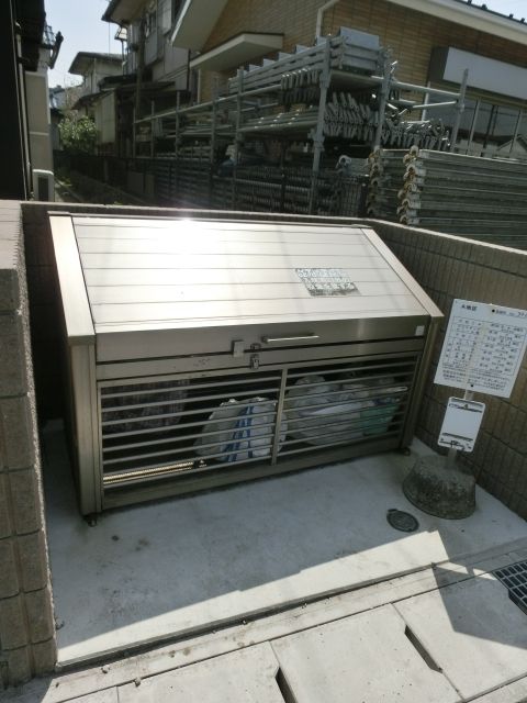 その他　敷地内のごみ置き場