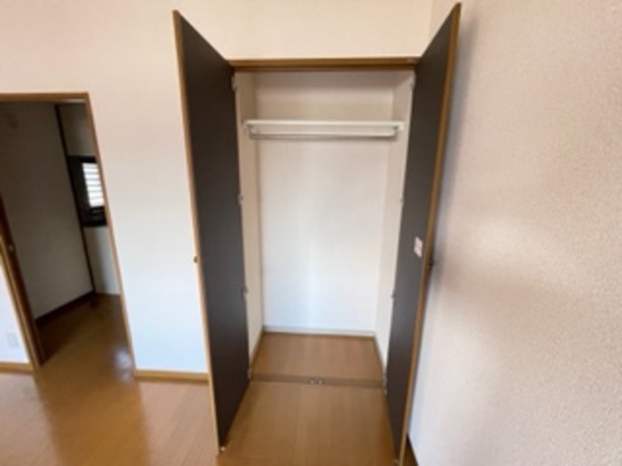 収納　※別部屋の写真です