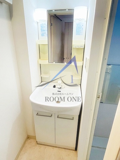 洗面設備　洗面台です。