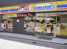 コンビニ　ミニストップ 広尾1丁目店（コンビニ）まで377m