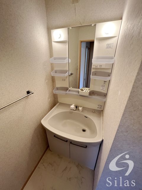 洗面設備　同仕様