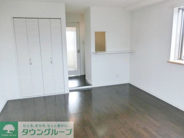 居室・リビング　キレイなフローリング