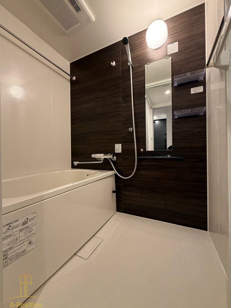 バス・シャワールーム　ALZA北浜