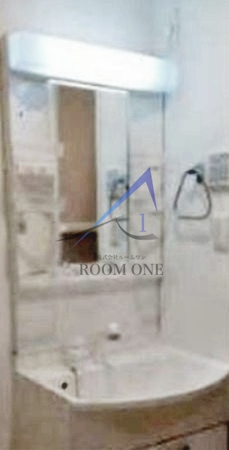 洗面設備　洗面台です。