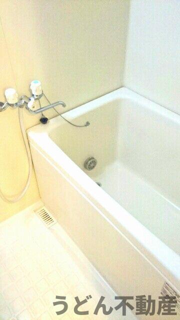 バス・シャワールーム　うどん県のお部屋探しはうどん不動産へ うどんちゃんとLINE