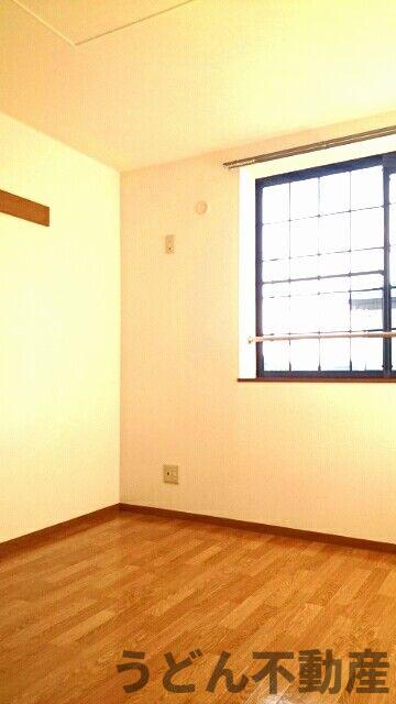 居室・リビング　うどん県のお部屋探しはうどん不動産へ うどんちゃんとLINE