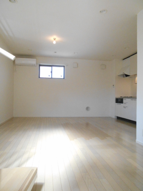 居室・リビング　リビング