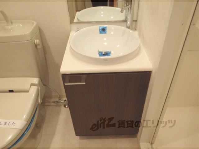 洗面設備　火災報知器