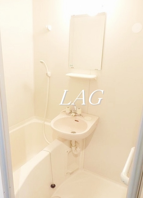 バス・シャワールーム　お風呂です。