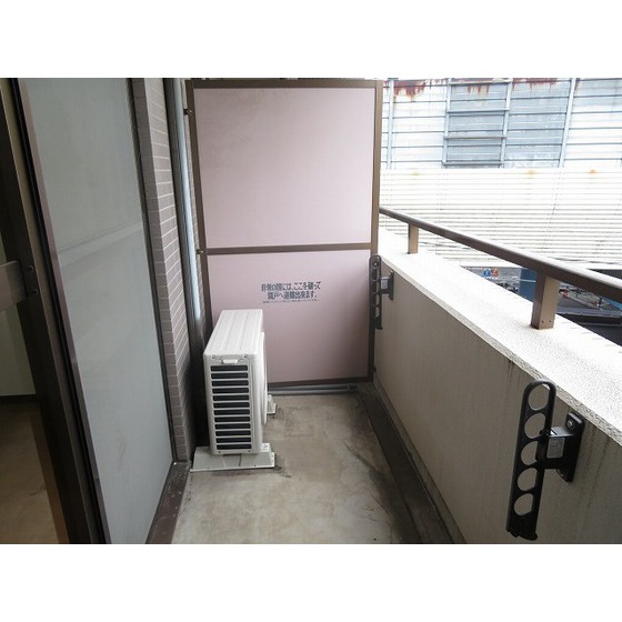 バルコニー　（写真は別部屋です）