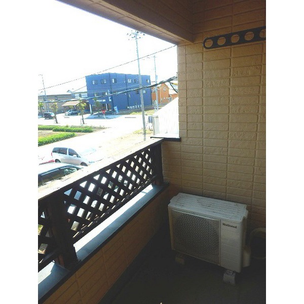 バルコニー　ベランダ