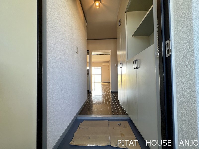 玄関　参考写真３-C