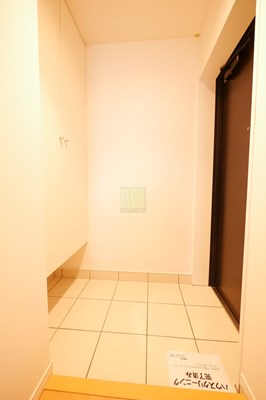 玄関　レニール本駒込の玄関