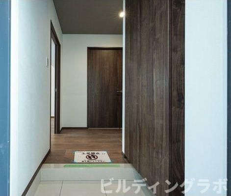 玄関　別号室参考画像です。