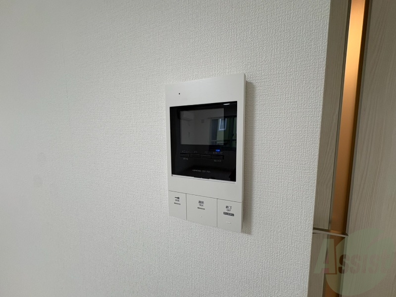 セキュリティ　ＴＶモニター付インターホンです。来客者の顔が見えるので安心！