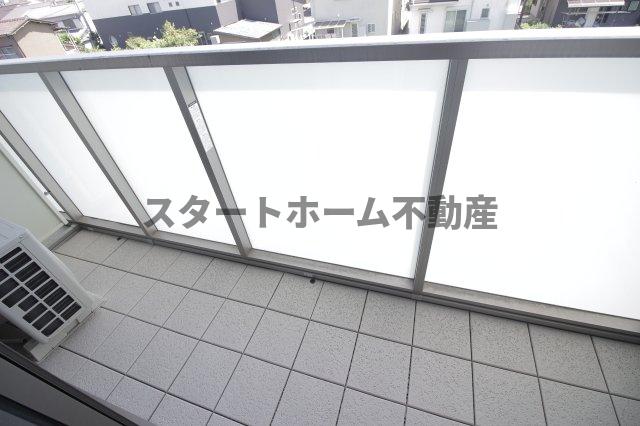 バルコニー　バルコニー付きです