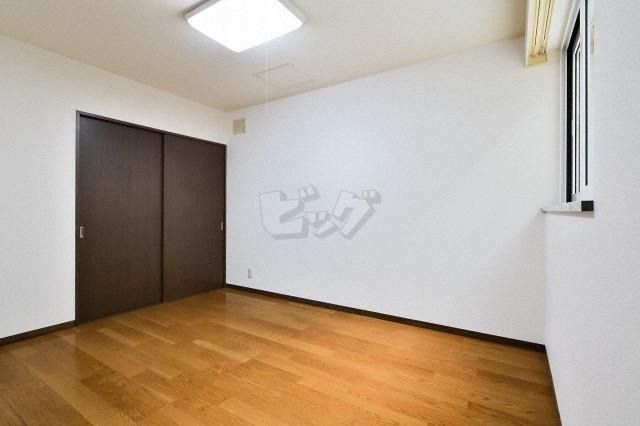 その他部屋・スペース　壁面が多く家具の配置がしやすいです♪