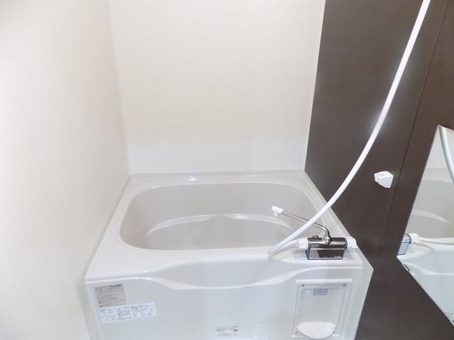 バス・シャワールーム　同一施工会社同一仕様写真
